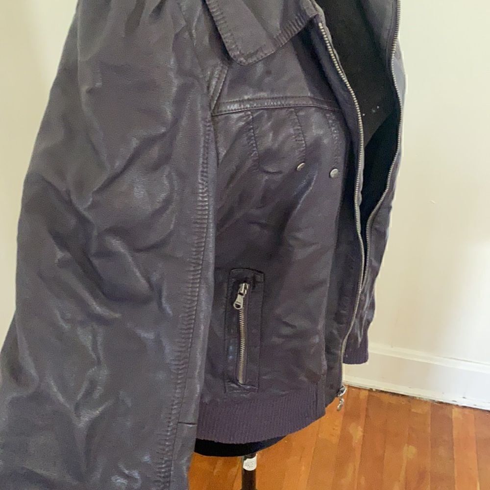 Guess faux leather jacket  - Picture 3 of 9